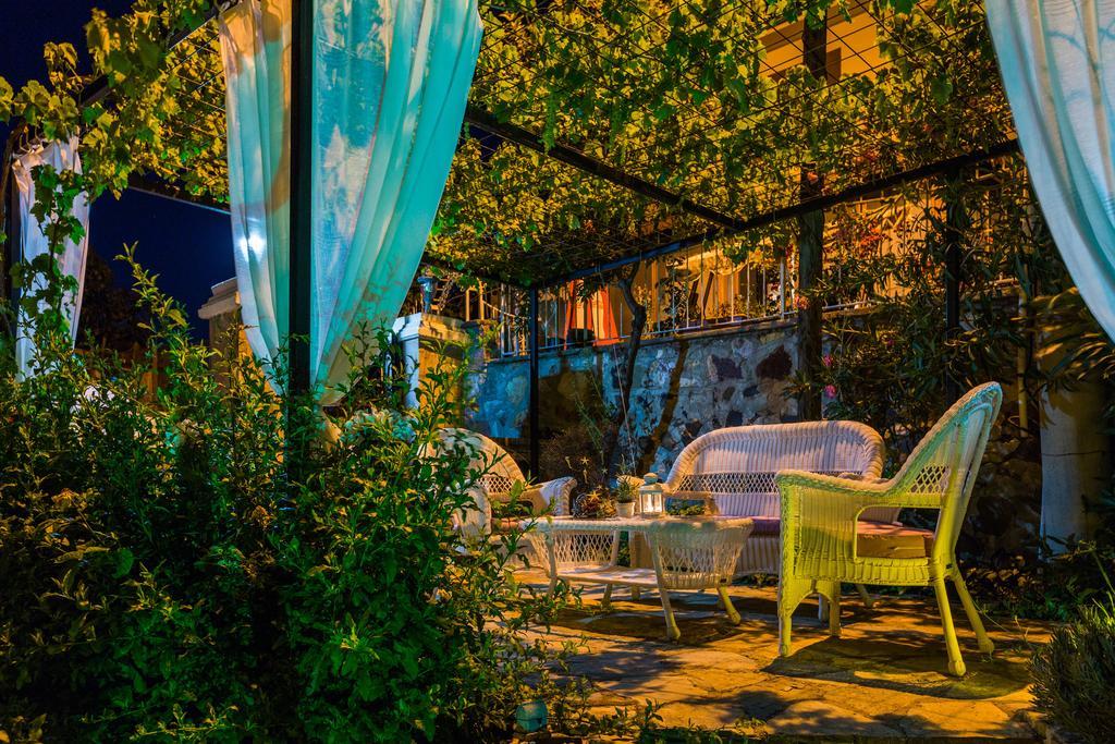 Cunda Esen Hotel Ayvalı Exteriör bild